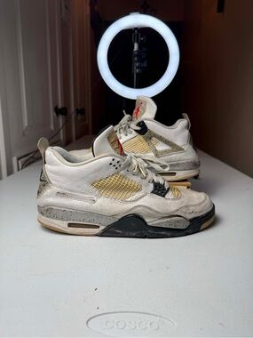 Damaged to the max Nike Air Jordan 4 Retro White Cement Sz 11 beat 2/10 con